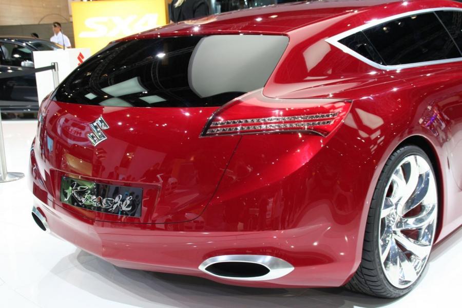  Suzuki Kizashi Concept 2007 года  (фото 8 из 20)